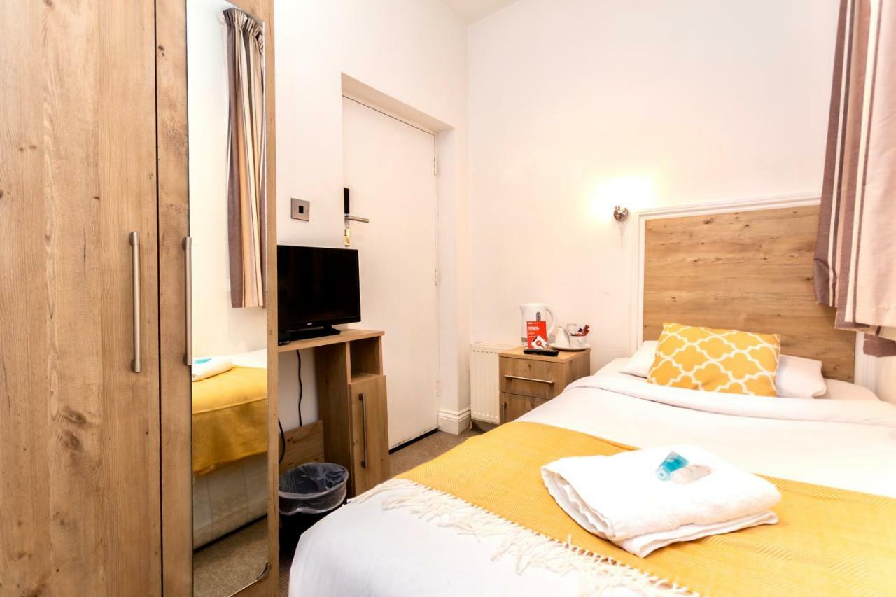 Oyo Tamtam Acton Hotel ลอนดอน ภายนอก รูปภาพ