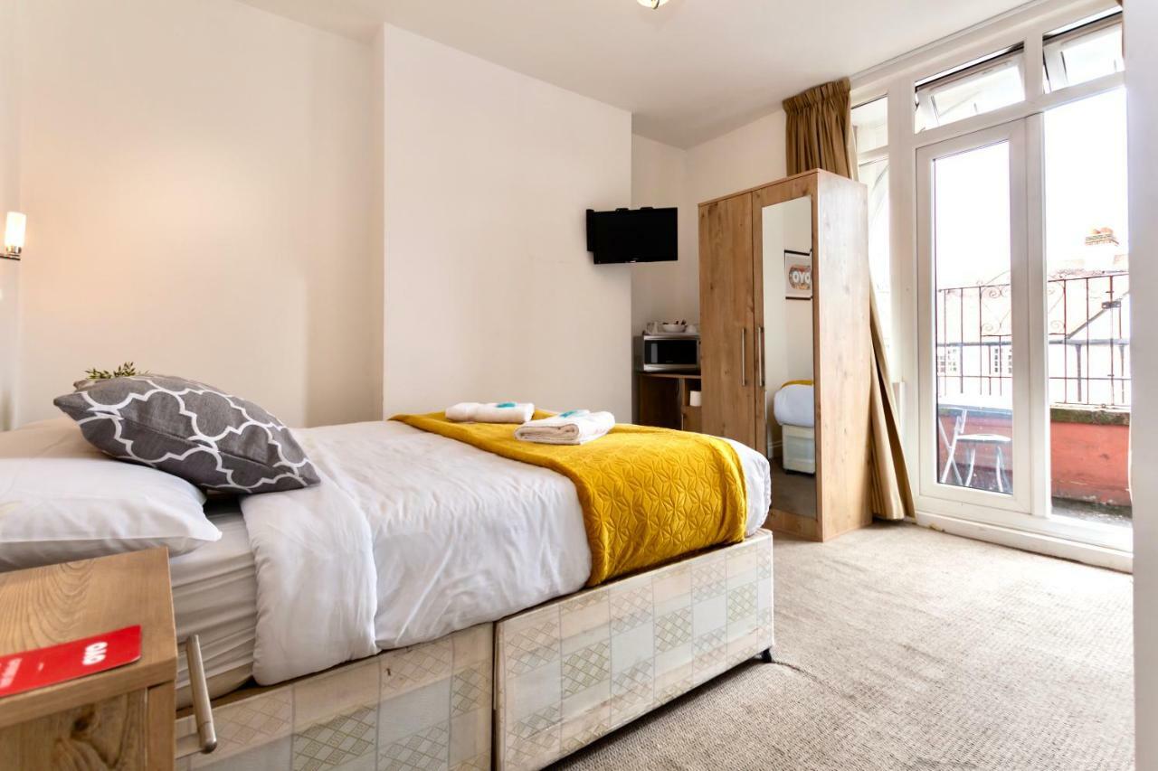 Oyo Tamtam Acton Hotel ลอนดอน ภายนอก รูปภาพ